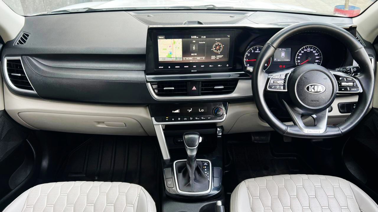 KIA SELTOS - HTX IVT - SUNROOF - AUTOMATIC - 2021