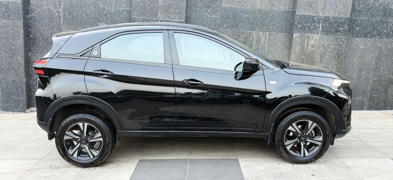 TATA NEXON - CREATIVE DARK EDITION - 2024