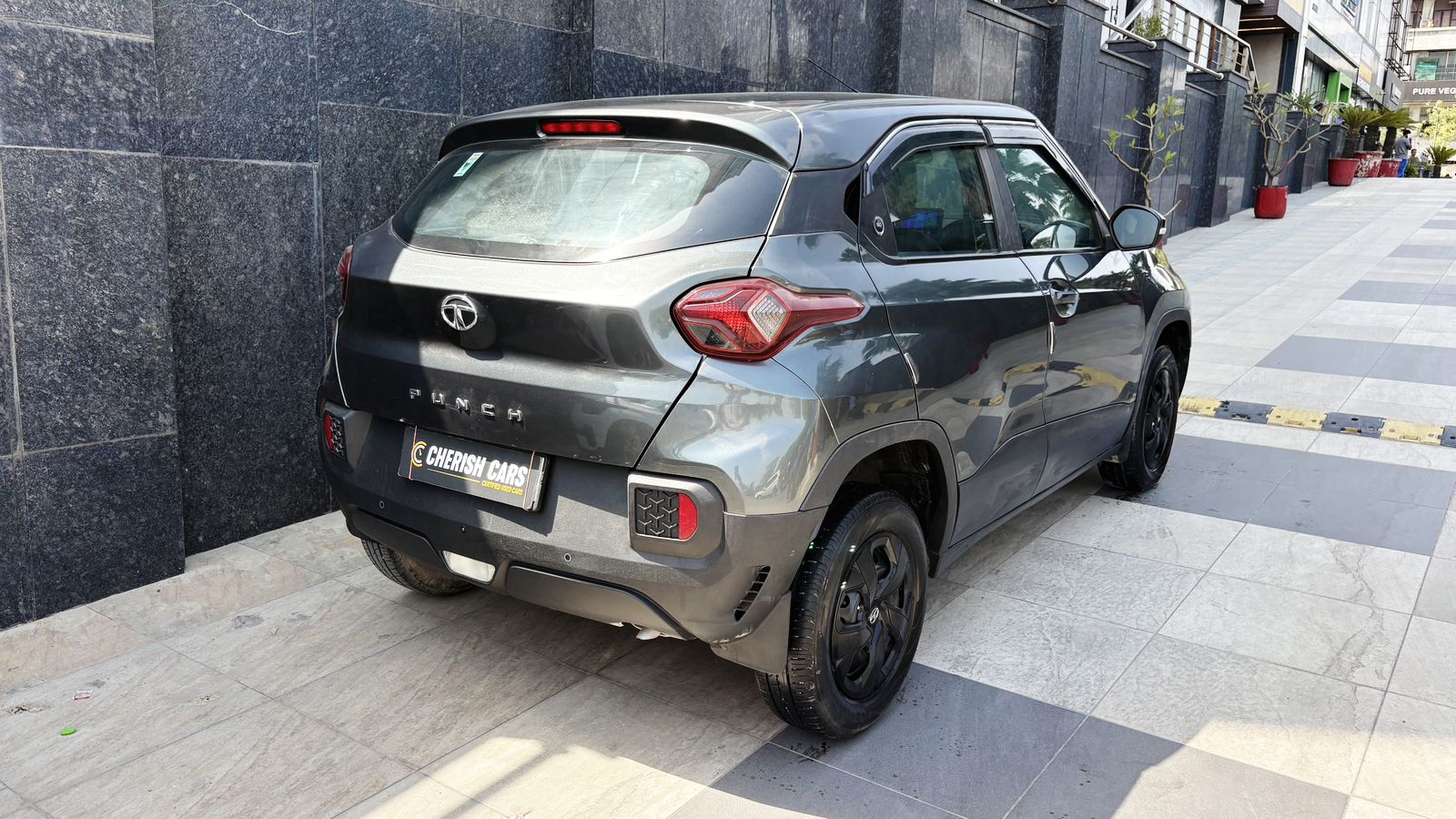 TATA PUNCH - ADVENTURE - 2023