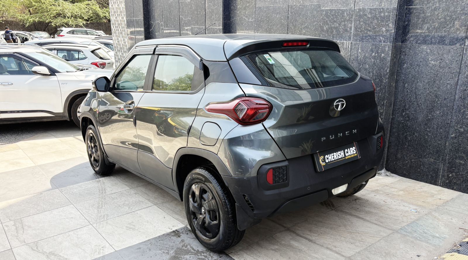 TATA PUNCH - ADVENTURE - 2023