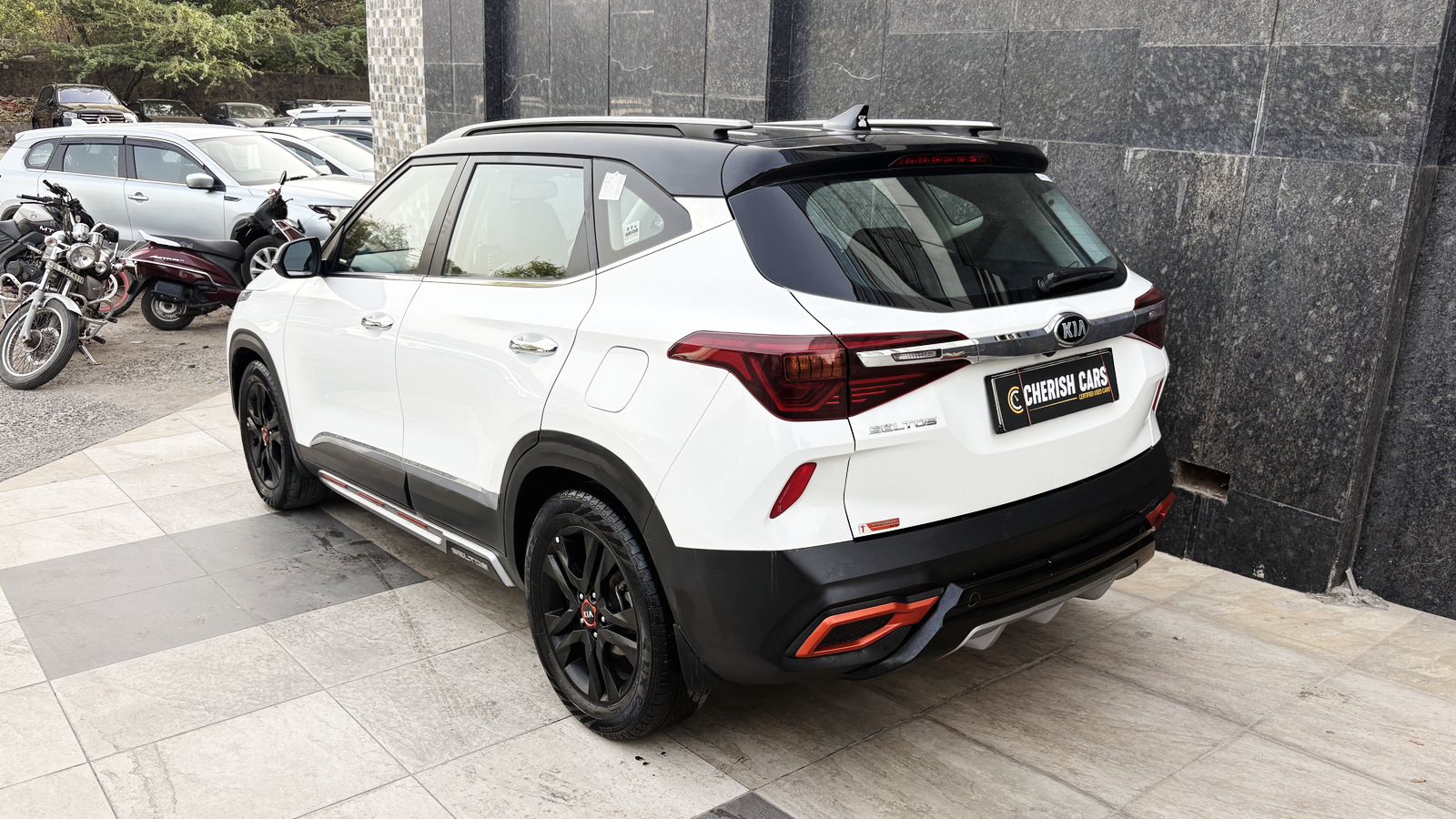 KIA SELTOS - HTX IVT AE - ANNIVERSARY EDITION - SUNROOF - AUTOMATIC - 2021