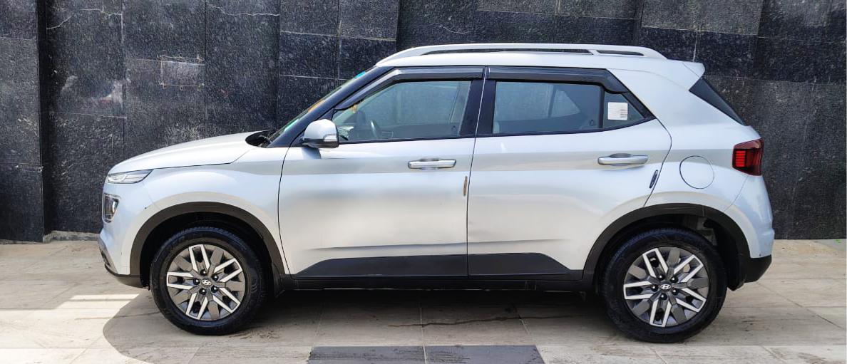 HYUNDAI VENUE - SX TURBO iMT - SUNROOF - 2022