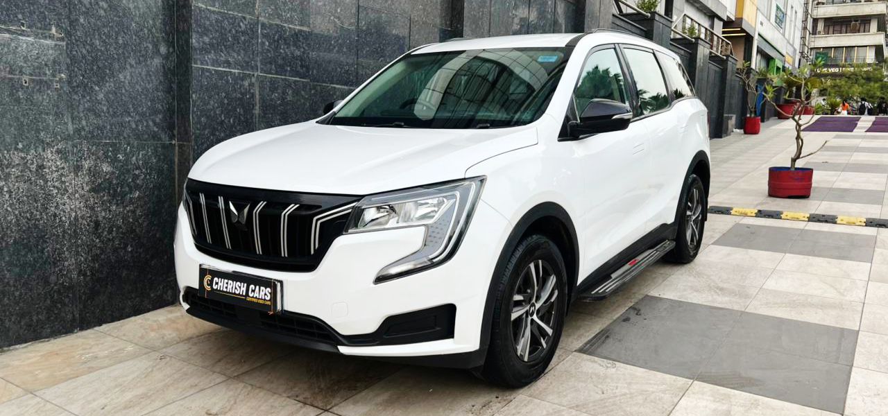 MAHINDRA XUV 700 - MX - 2023