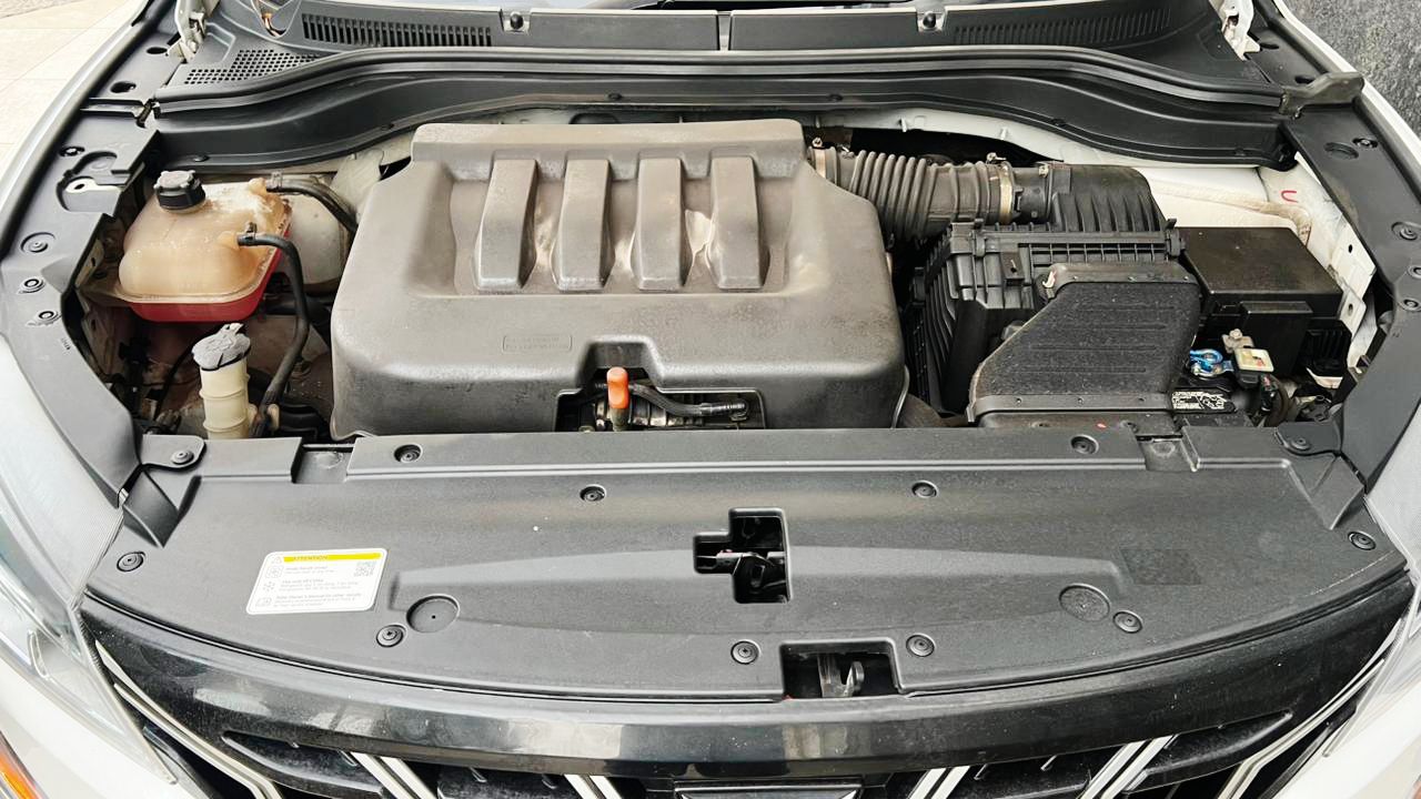 MAHINDRA XUV 700 - MX - 2023