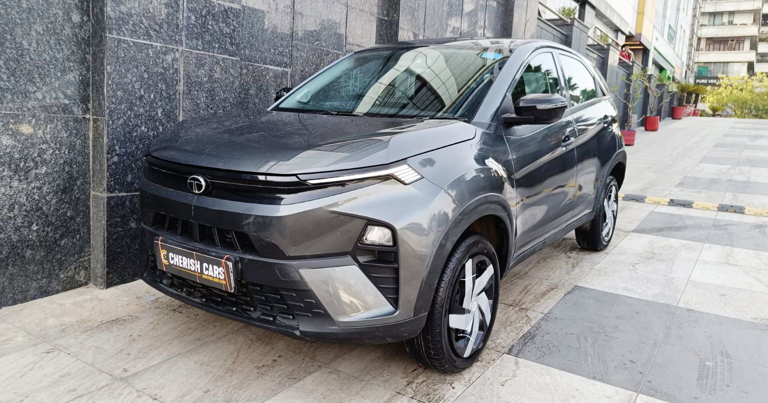 TATA NEXON - SMART PLUS - 2025