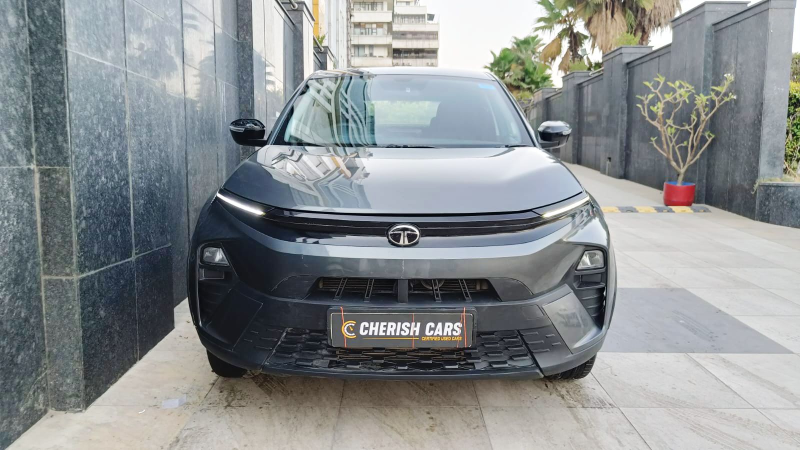 TATA NEXON - SMART PLUS - 2025