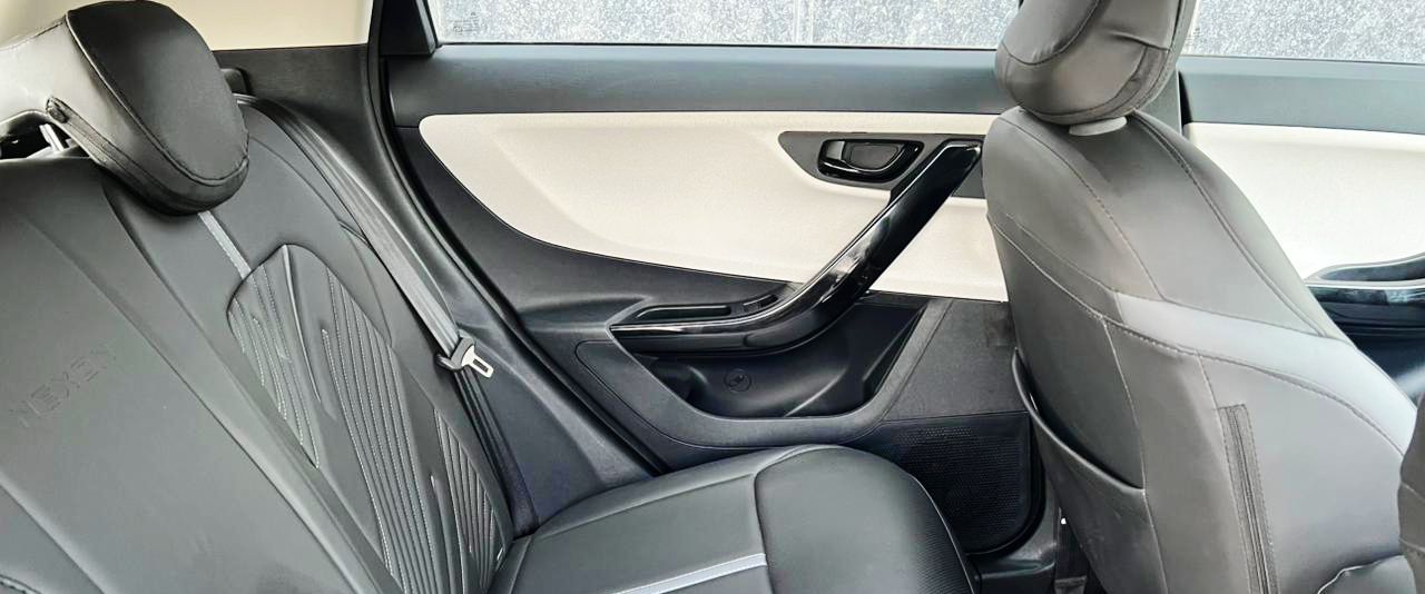 TATA NEXON - CREATIVE AMT - AUTOMATIC - 2025
