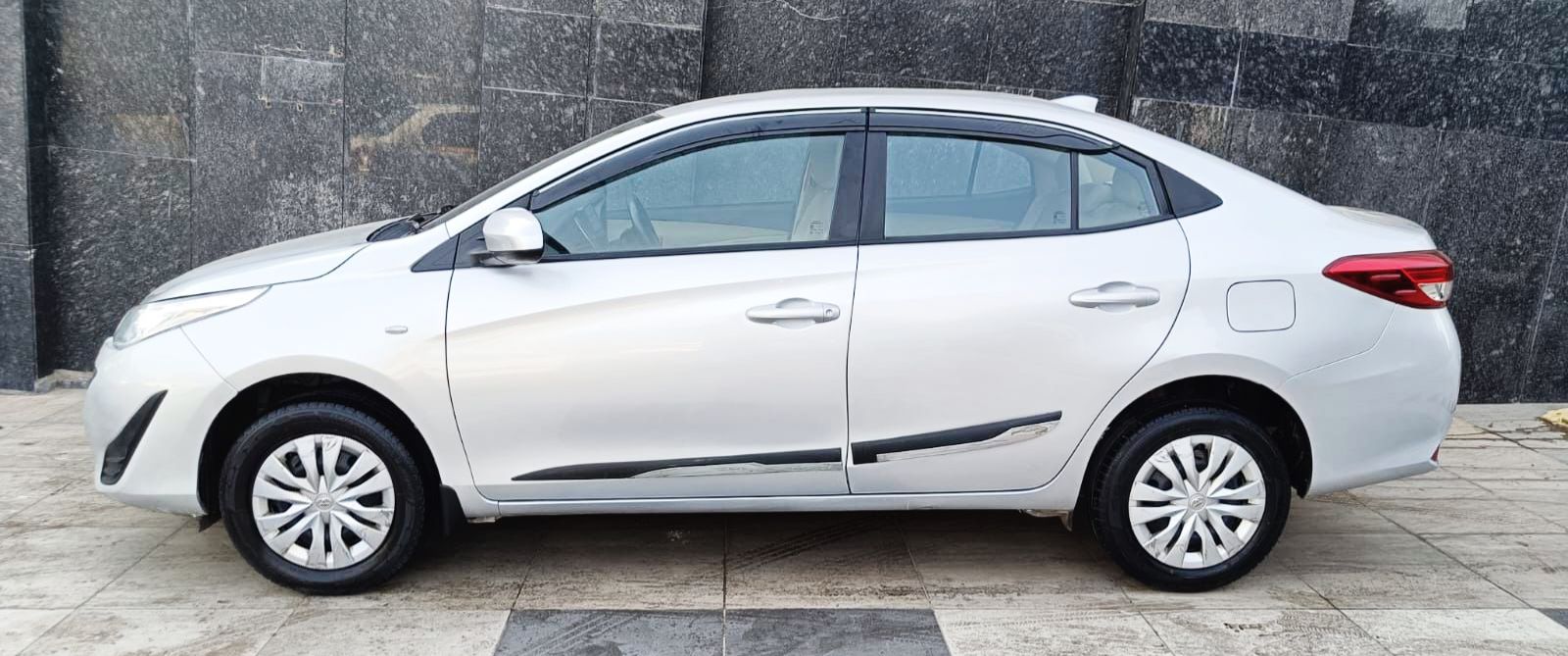 TOYOTA YARIS - J CVT AUTOMATIC- 2019