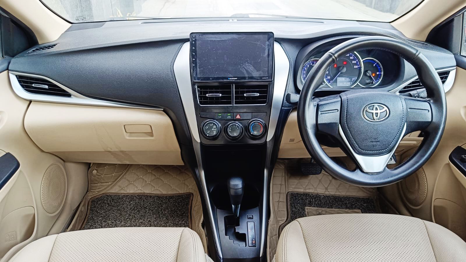 TOYOTA YARIS - J CVT AUTOMATIC- 2019