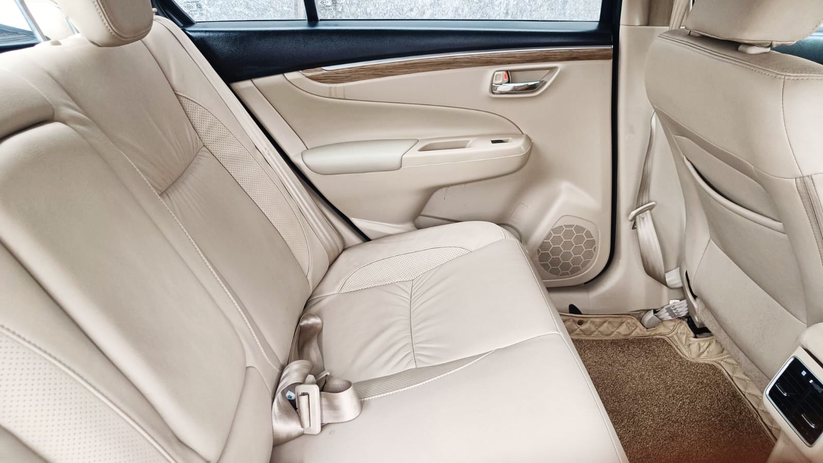 MARUTI SUZUKI CIAZ - ALPHA SMART HYBRID AT - AUTOMATIC - 2022