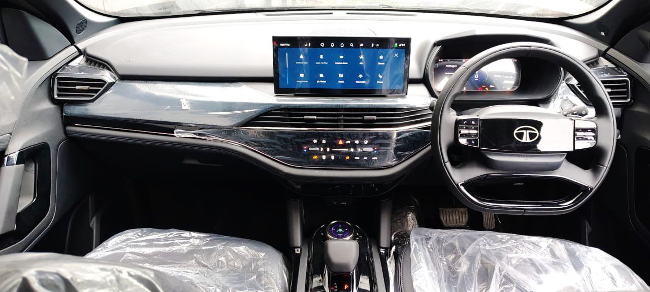 TATA HARRIER - FEARLESS X PLUS DARK EDITION AT  - PANAROMIC SUNROOF - AUTOMATIC - 2025 - UNREGISTERED