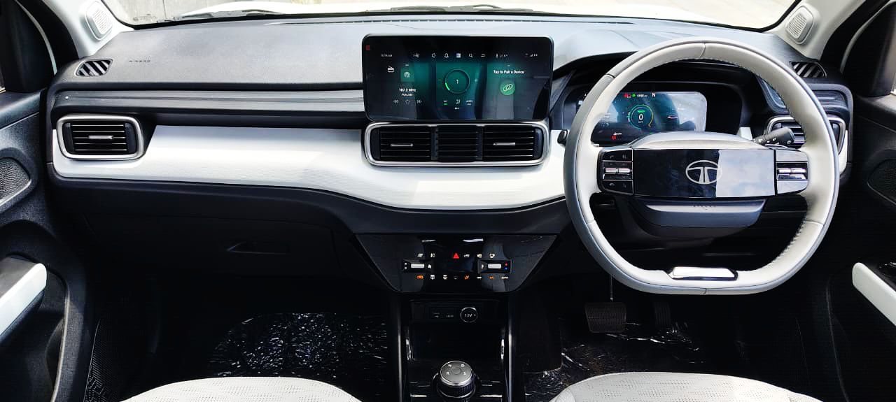 TATA PUNCH EV - EMPOWERED PLUS - 2025