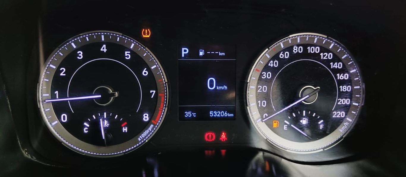 HYUNDAI VENUE - SX PLUS TURBO DCT - AUTOMATIC SUNROOF - 2021