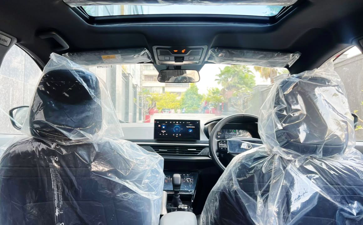 TATA NEXON - CREATIVE PLUS S DARK EDITION - SUNROOF - 2025 - UNREGISTERED