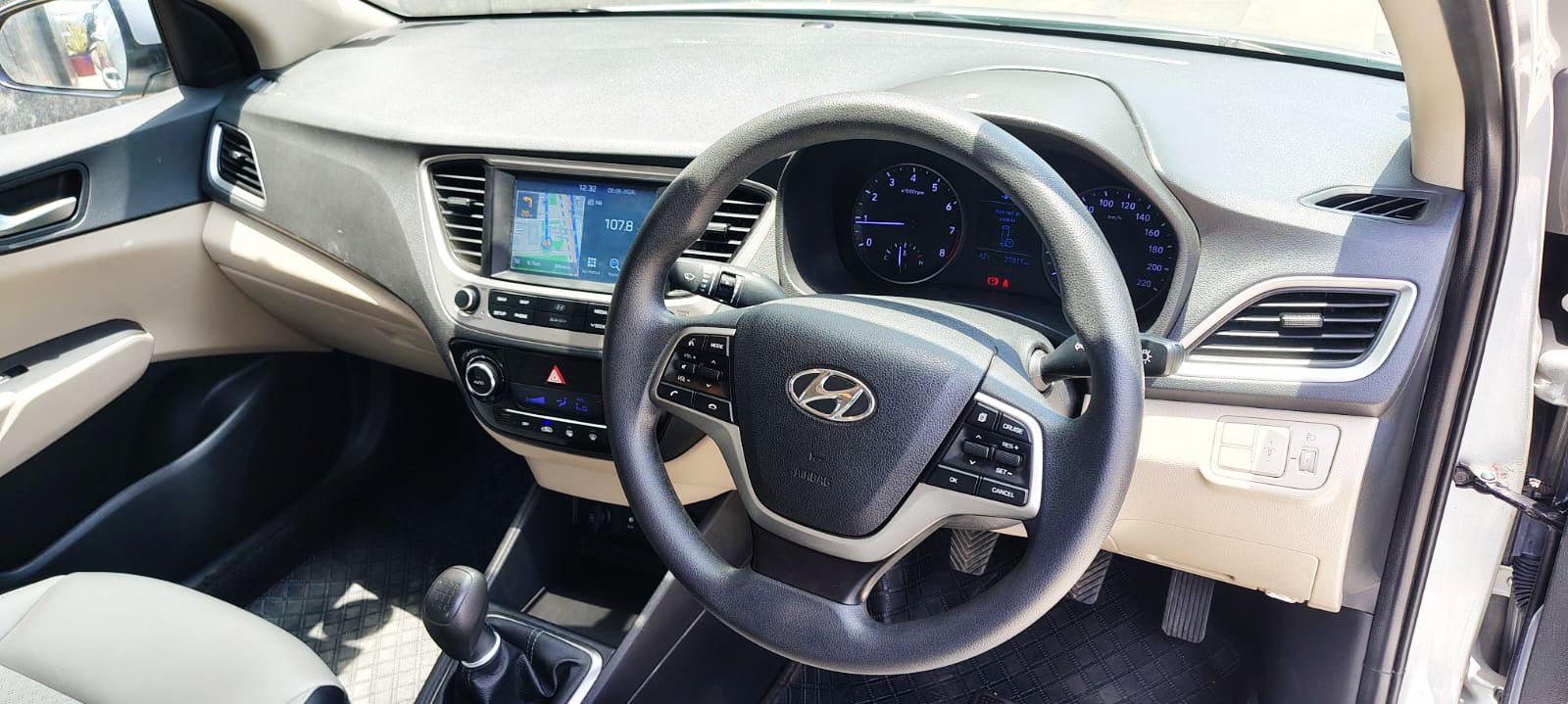 HYUNDAI VERNA - SX - 2019