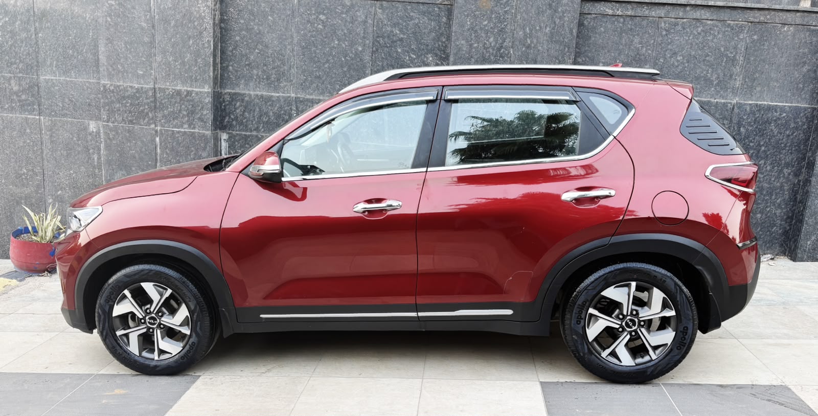 KIA SONET - HTX DCT - SUNROOF - AUTOMATIC - 2023