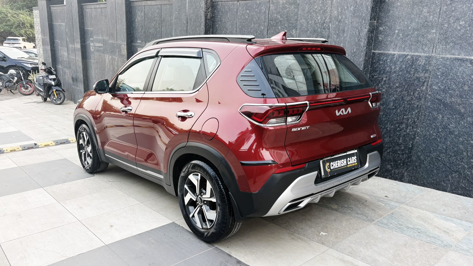 KIA SONET - HTX DCT - SUNROOF - AUTOMATIC - 2023