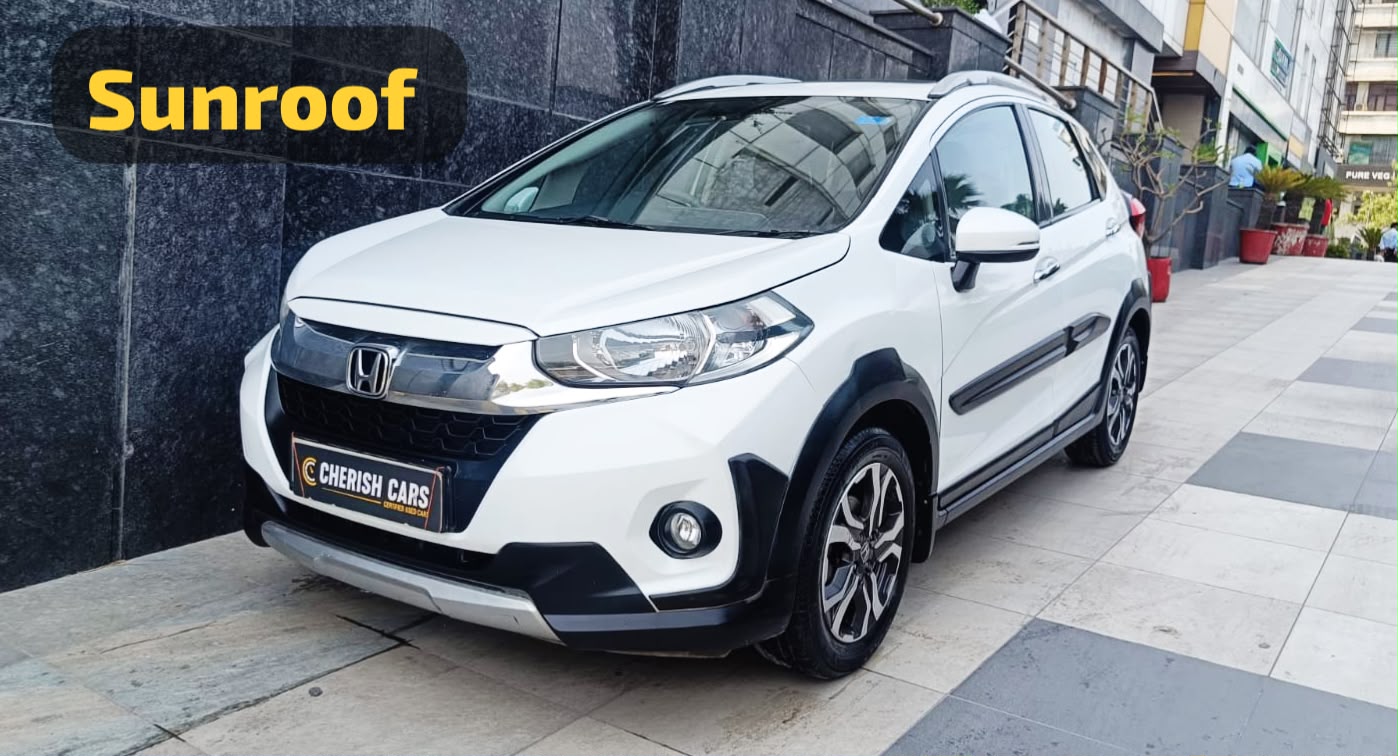 HONDA WR V - VX - SUNROOF - 2017