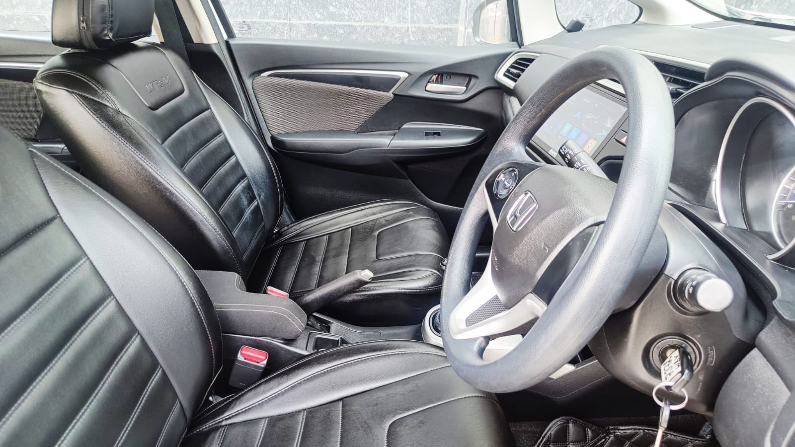 HONDA WR V - VX - SUNROOF - 2017