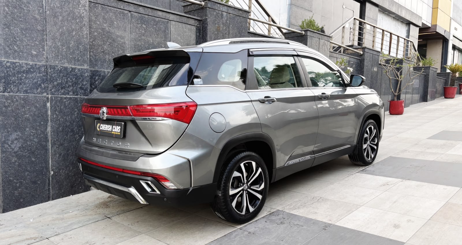 MG HECTOR - SHARP PRO CVT – PANORAMIC SUNROOF - AUTOMATIC - 2024