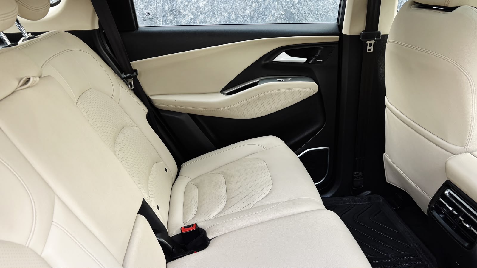MG HECTOR - SHARP PRO CVT – PANORAMIC SUNROOF - AUTOMATIC - 2024