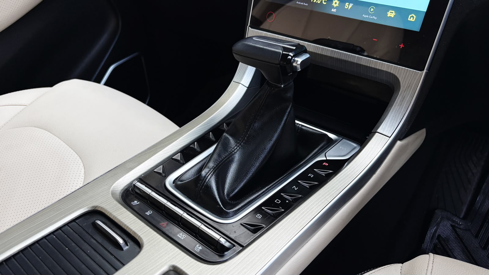 MG HECTOR - SHARP PRO CVT – PANORAMIC SUNROOF - AUTOMATIC - 2024