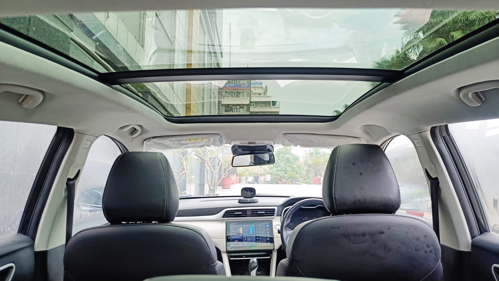 MG  ASTOR- SHARP TECH CVT - AUTOMATIC - PANAROMIC SUNROOF - 2023