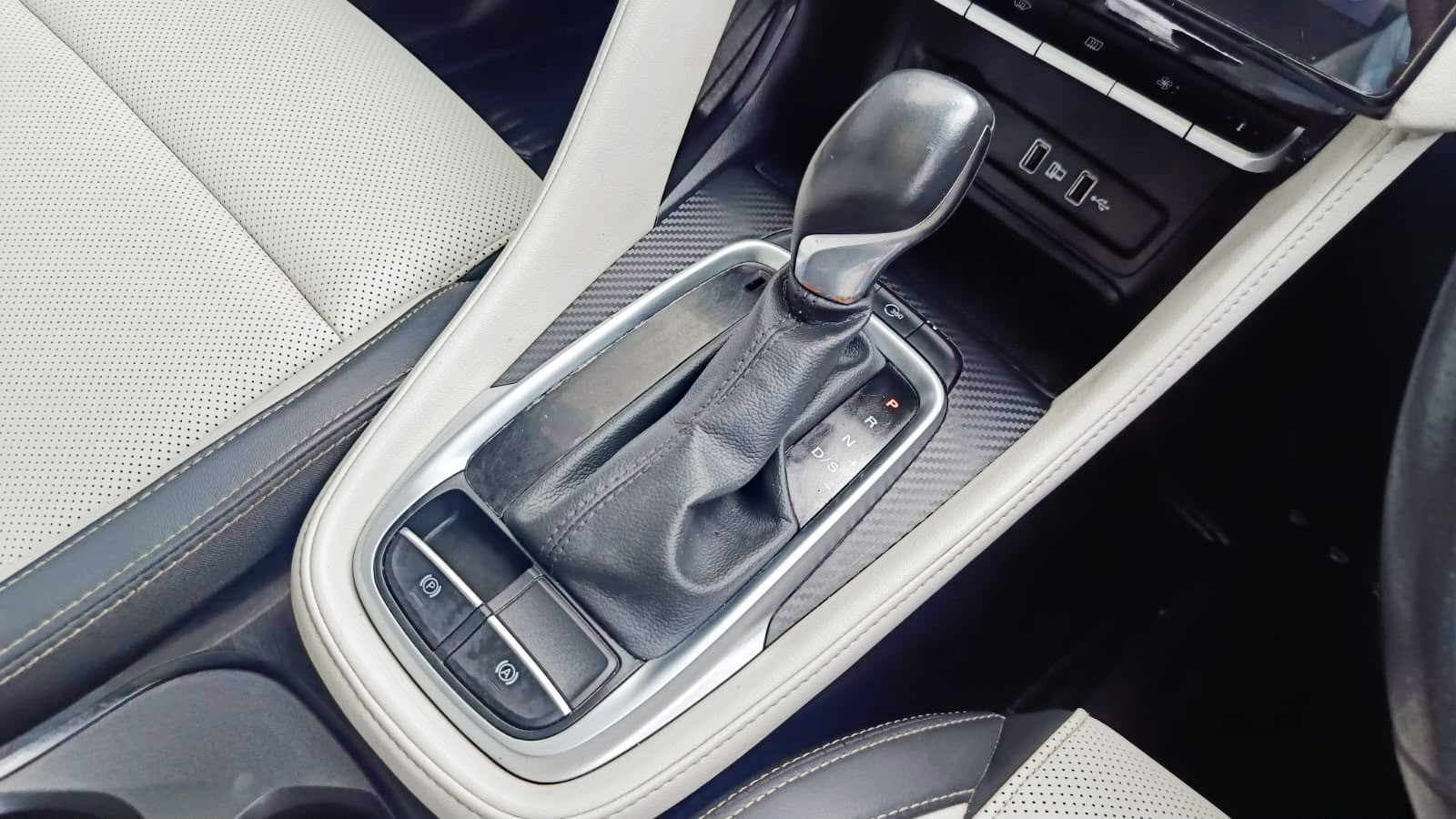 MG  ASTOR- SHARP TECH CVT - AUTOMATIC - PANAROMIC SUNROOF - 2023