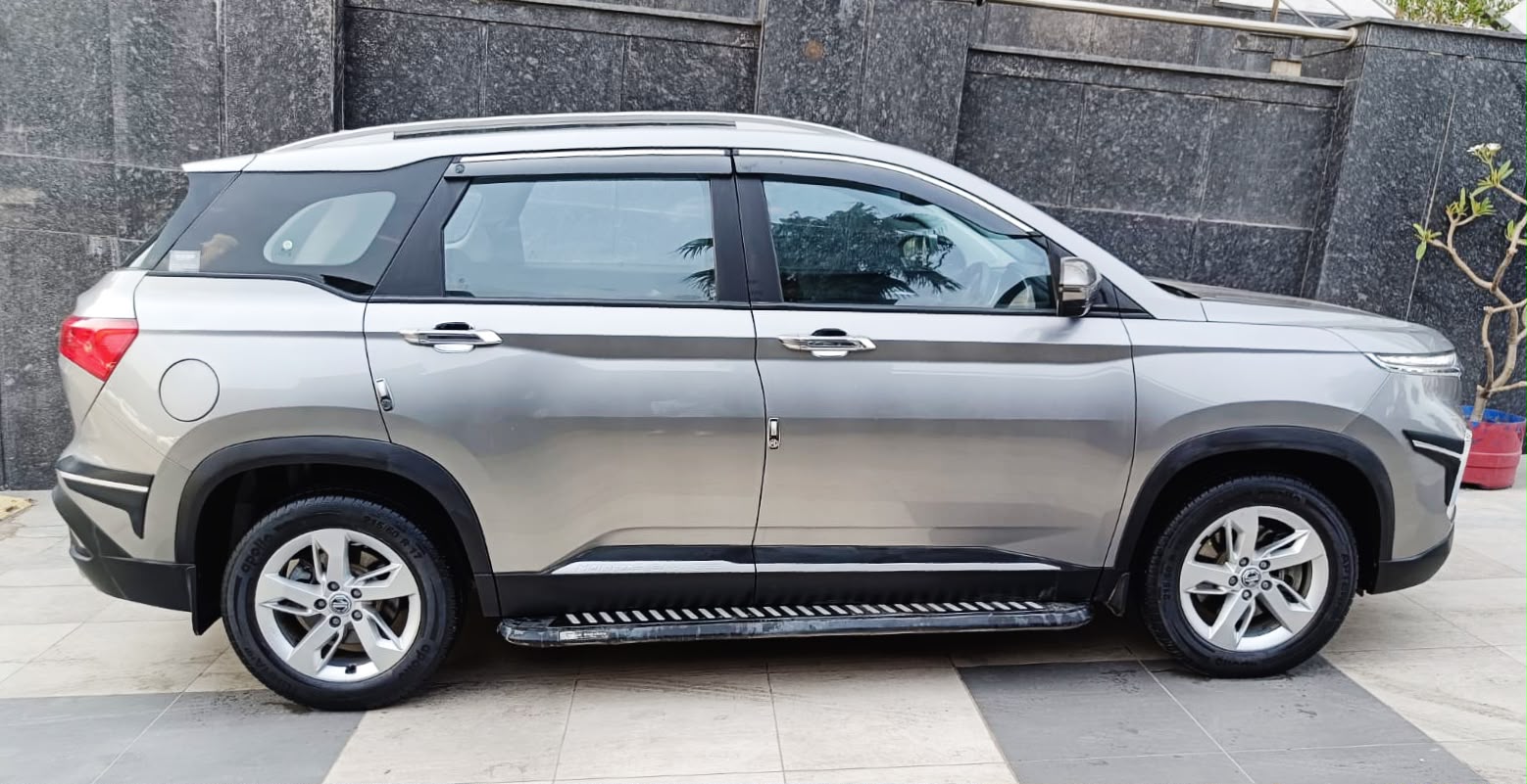 MG HECTOR - SHINE CVT – SUNROOF - AUTOMATIC - 2022