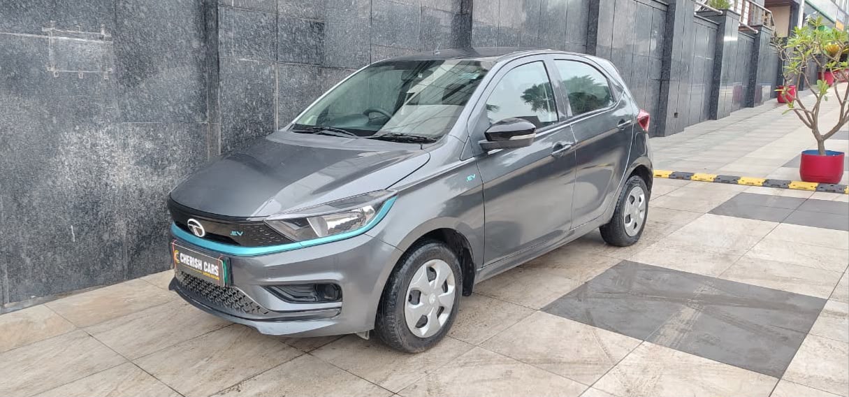 TATA TIAGO EV - XT - 2024
