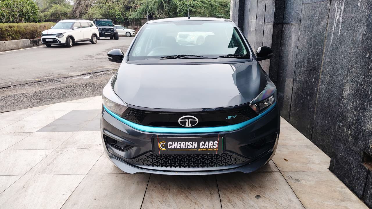 TATA TIAGO EV - XT - 2024