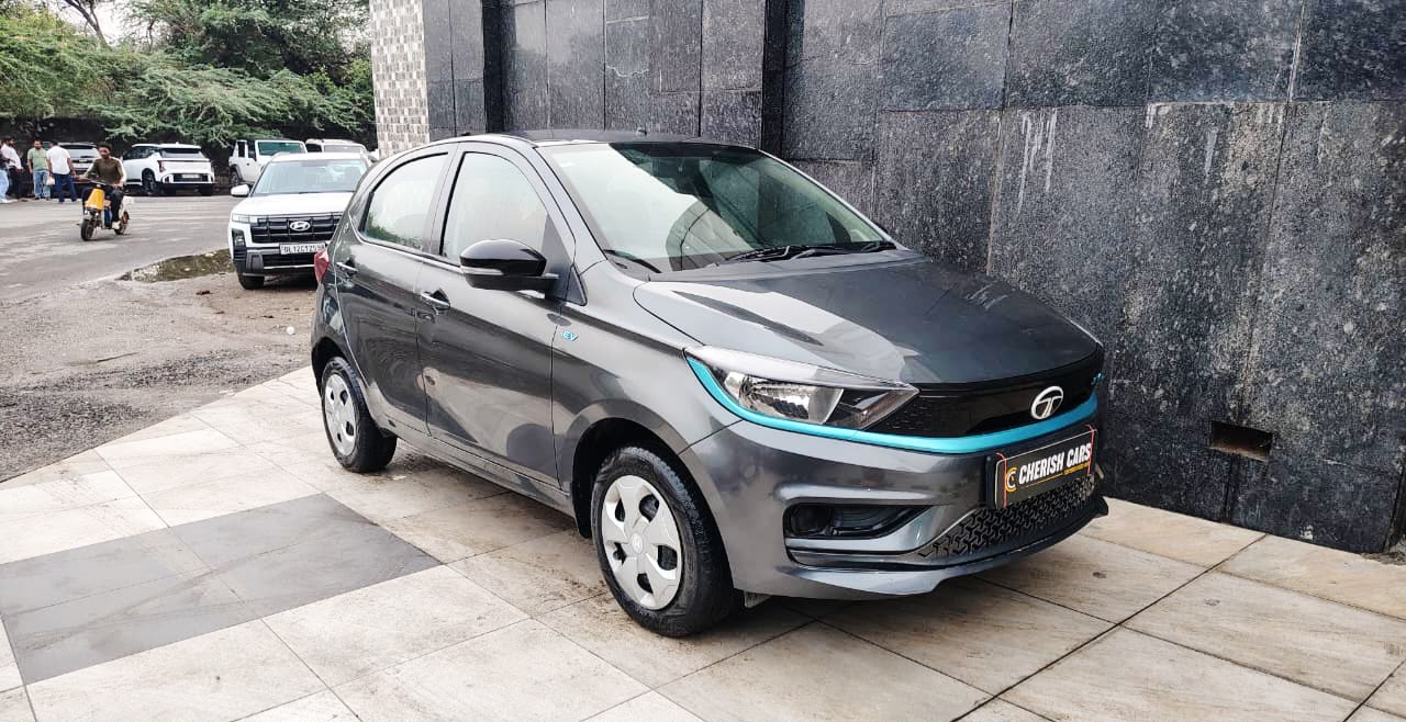 TATA TIAGO EV - XT - 2024