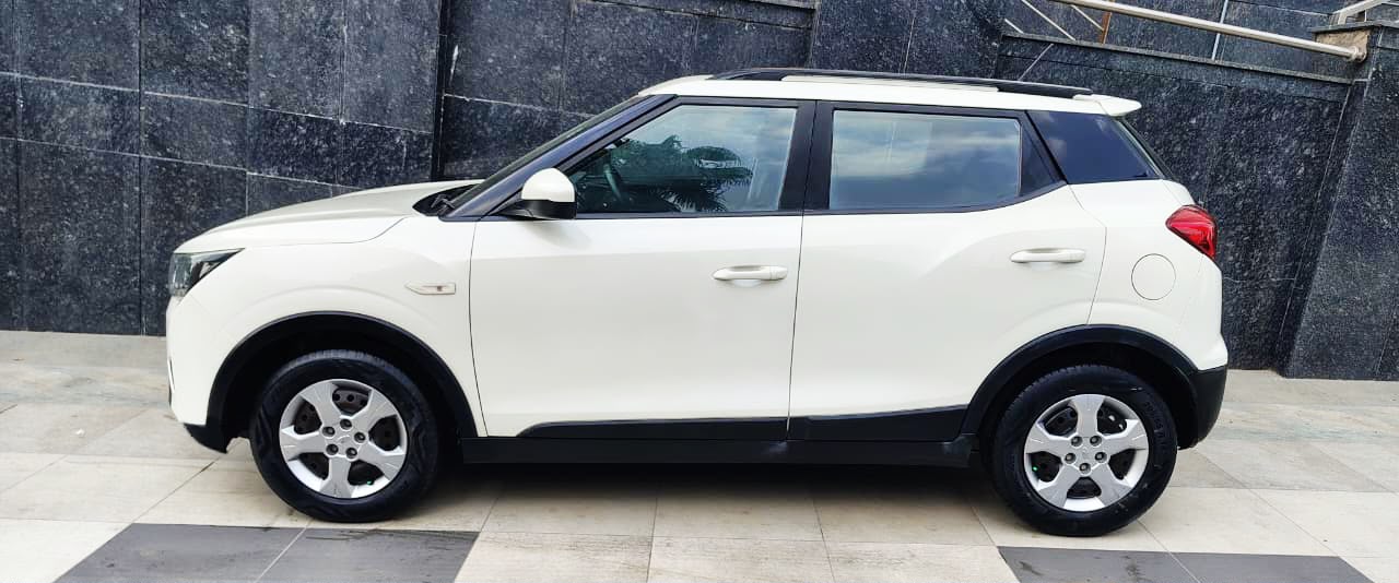 MAHINDRA XUV 300 - W6 - 2019