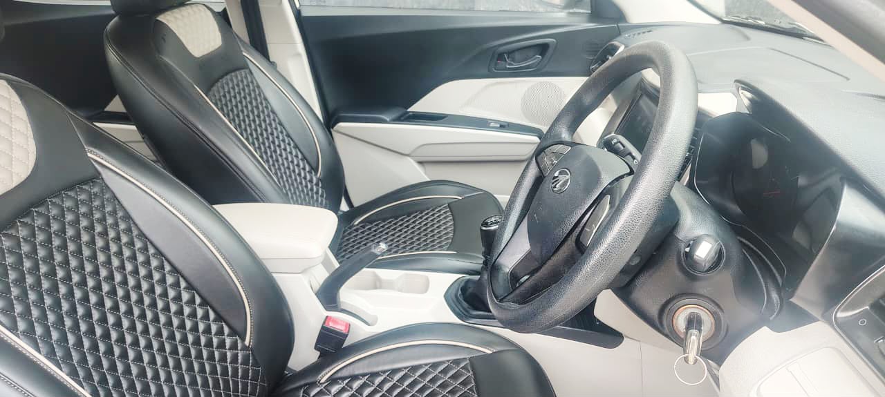 MAHINDRA XUV 300 - W6 - 2019