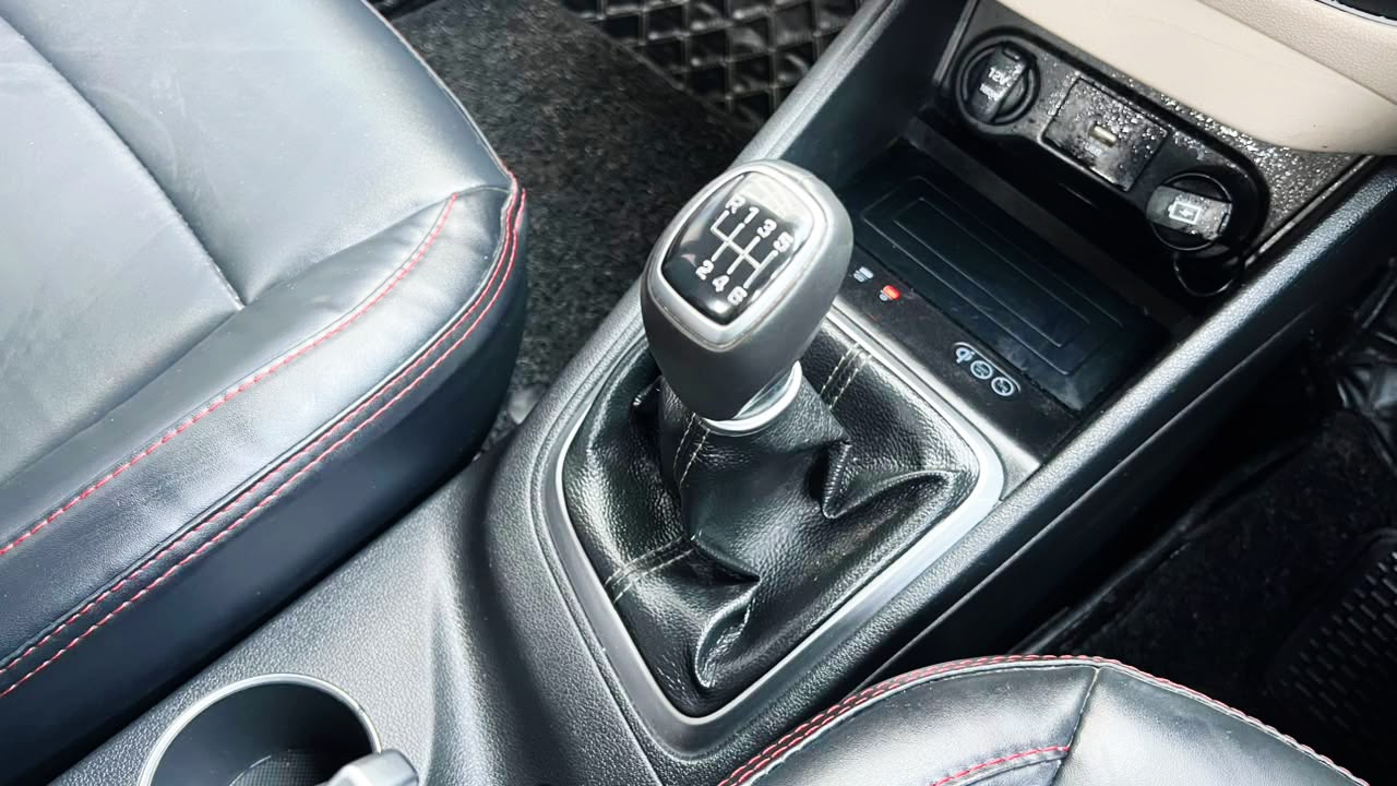 HYUNDAI VERNA- SX - SUNROOF - 2022