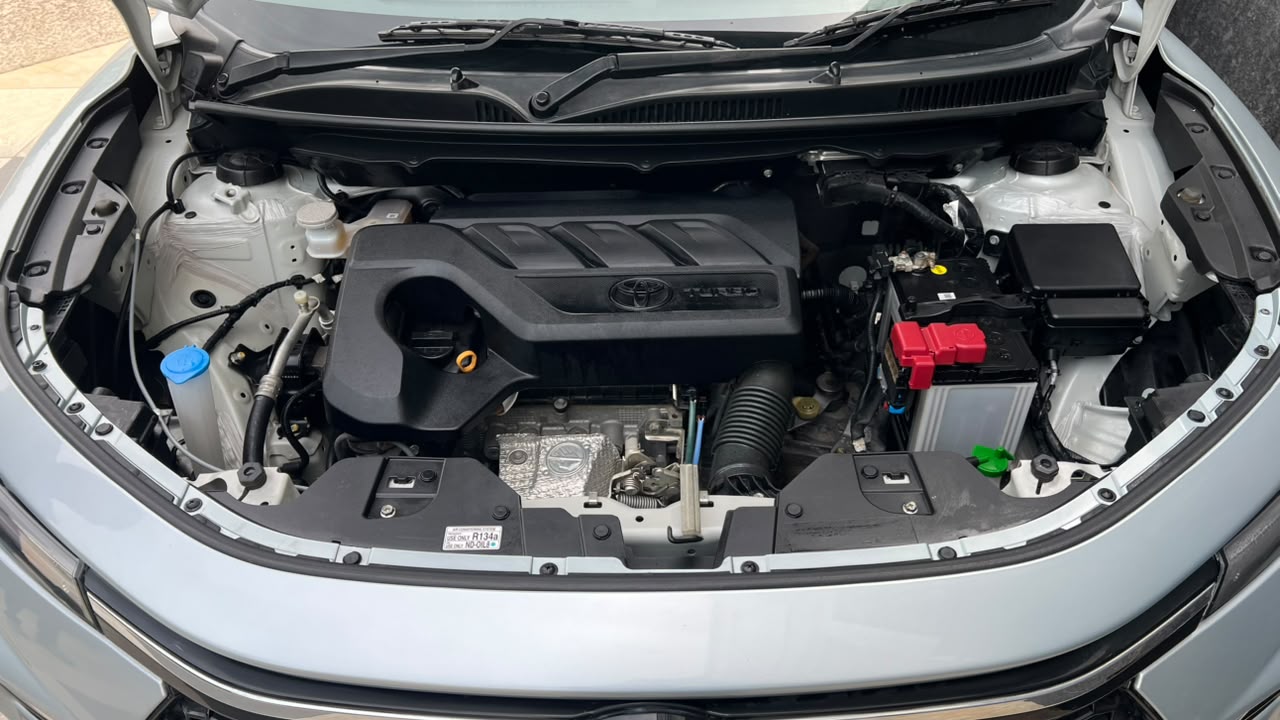 TOYOTA TAISOR - V - 2025