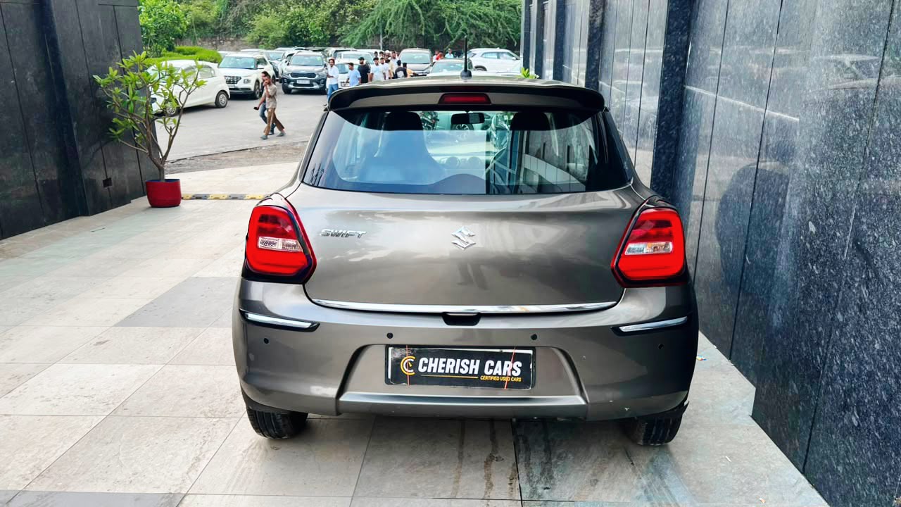 MARUTI SWIFT - LXI - 2019