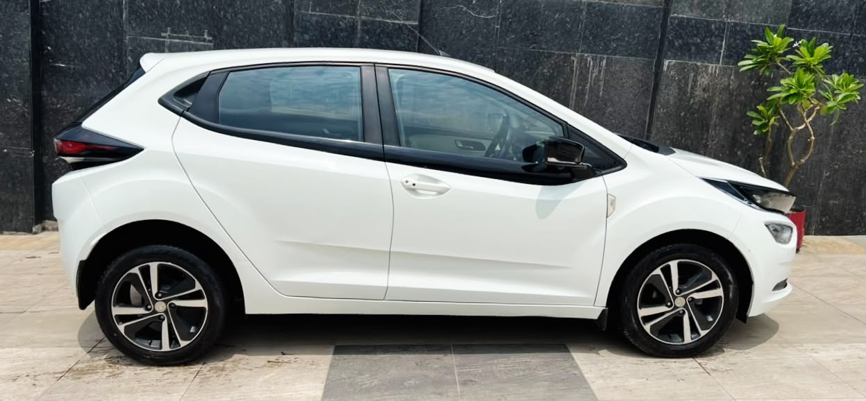 TATA ALTROZ – XZ - 2021