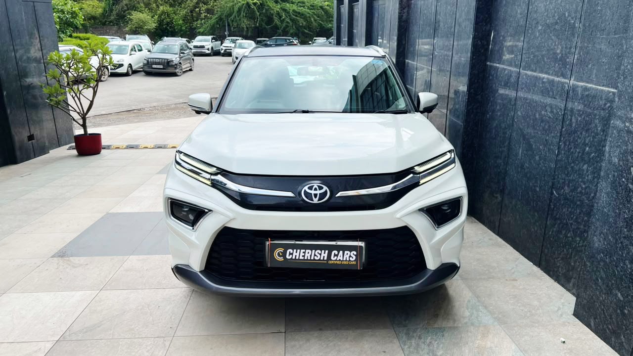 TOYOTA HYRYDER - V STRONG HYBRID - 2023