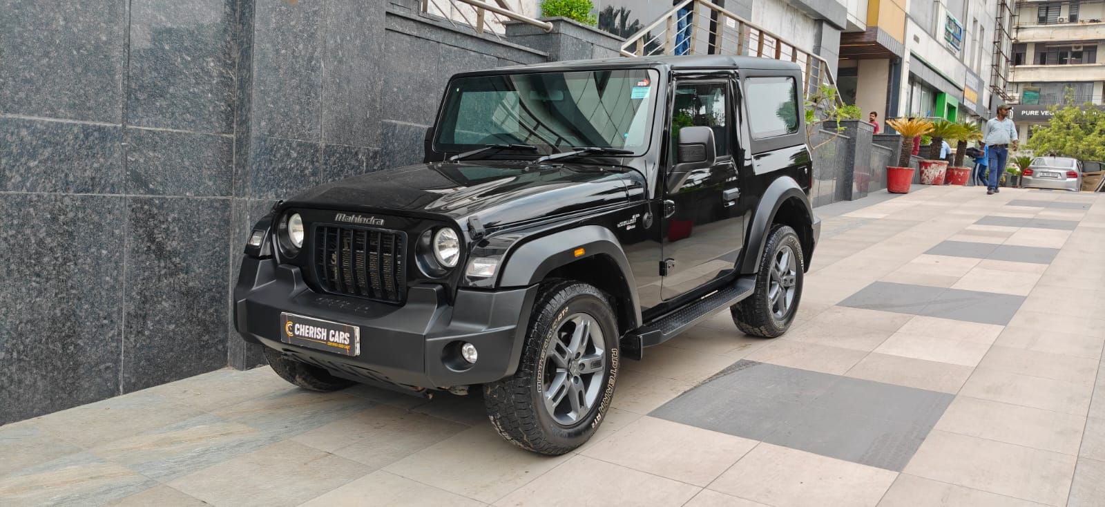 MAHINDRA THAR - LX HT 2WD -  AUTOMATIC - 2024