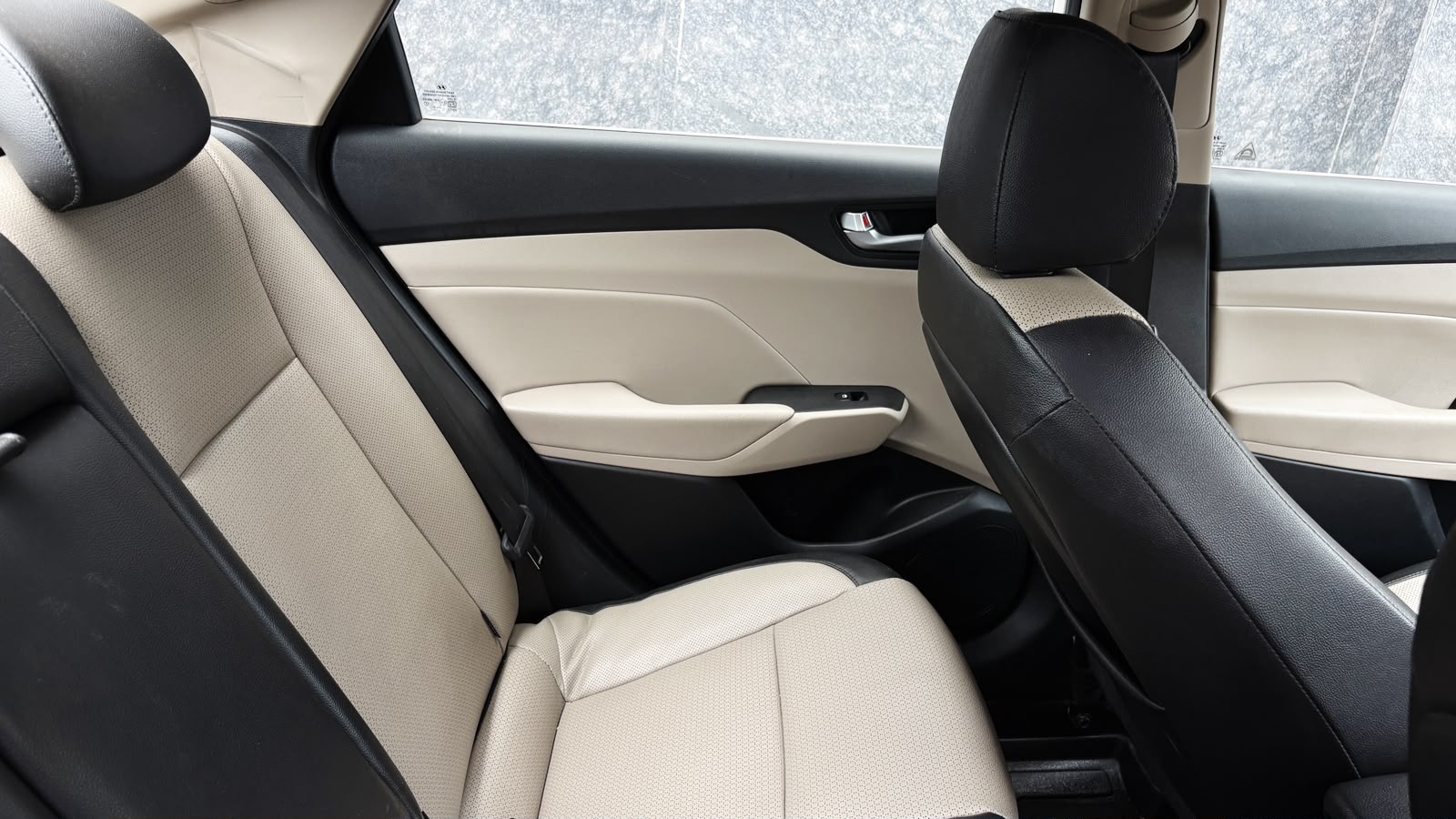 HYUNDAI VERNA- SX OPTIONAL - SUNROOF AUTOMATIC - 2018