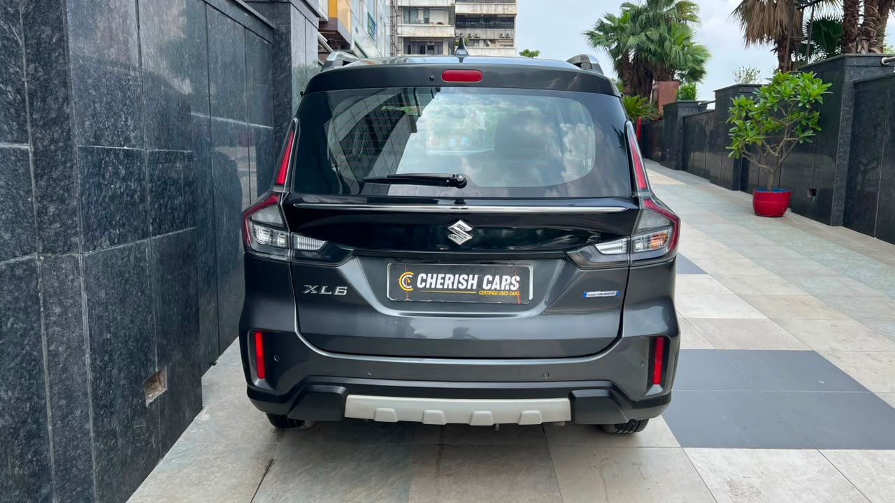 MARUTI - XL6 ZETA AT SMART HYBRID - AUTOMATIC - 2022