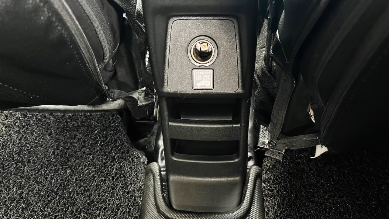 MARUTI - XL6 ZETA AT SMART HYBRID - AUTOMATIC - 2022