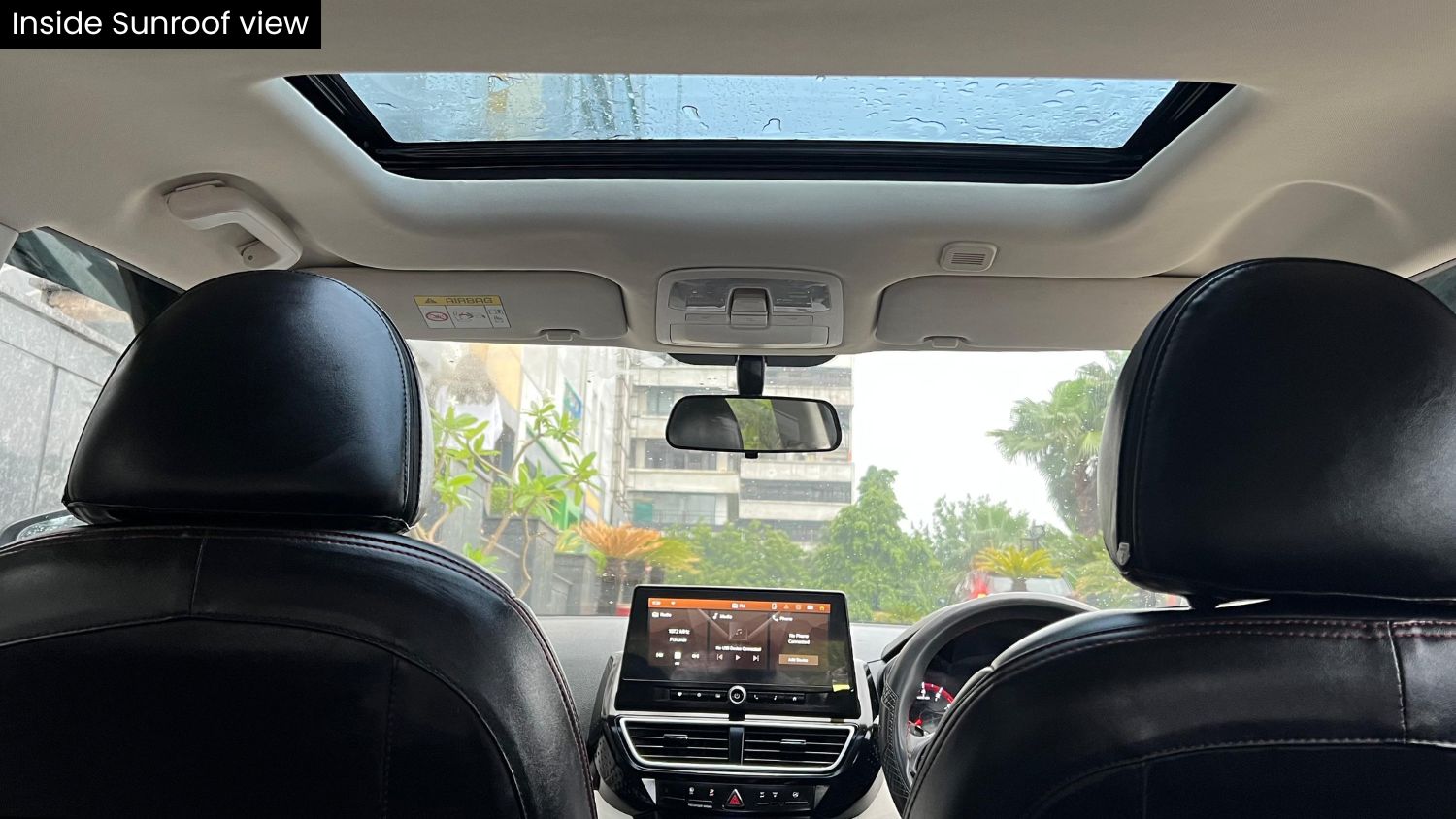 MAHINDRA XUV 3XO - MX3 - SUNROOF - 2025