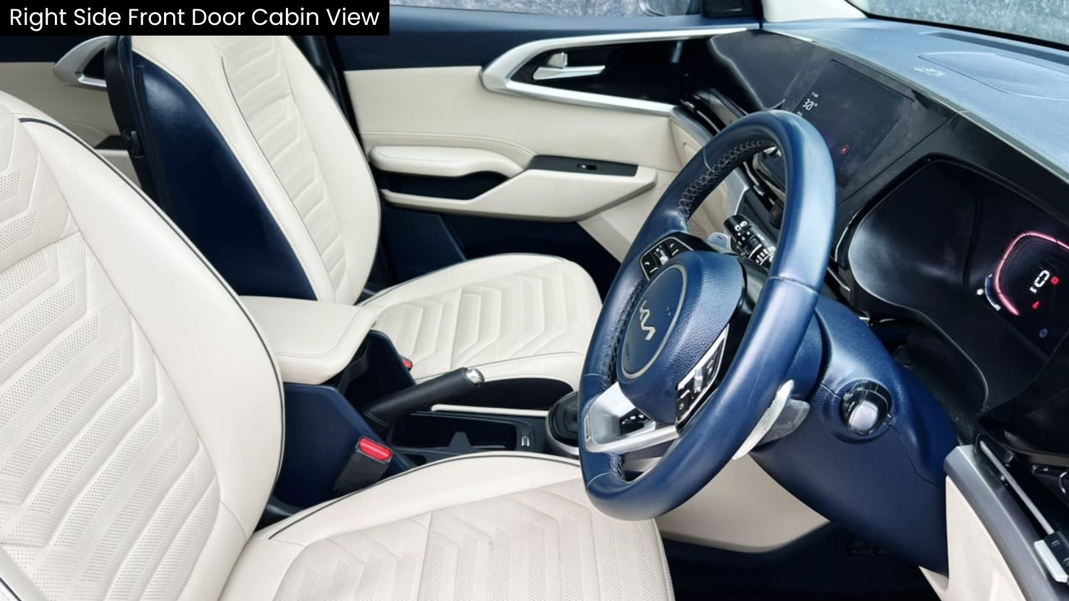 KIA CARENS - LUXURY PLUS DCT - SUNROOF - AUTOMATIC - 2022