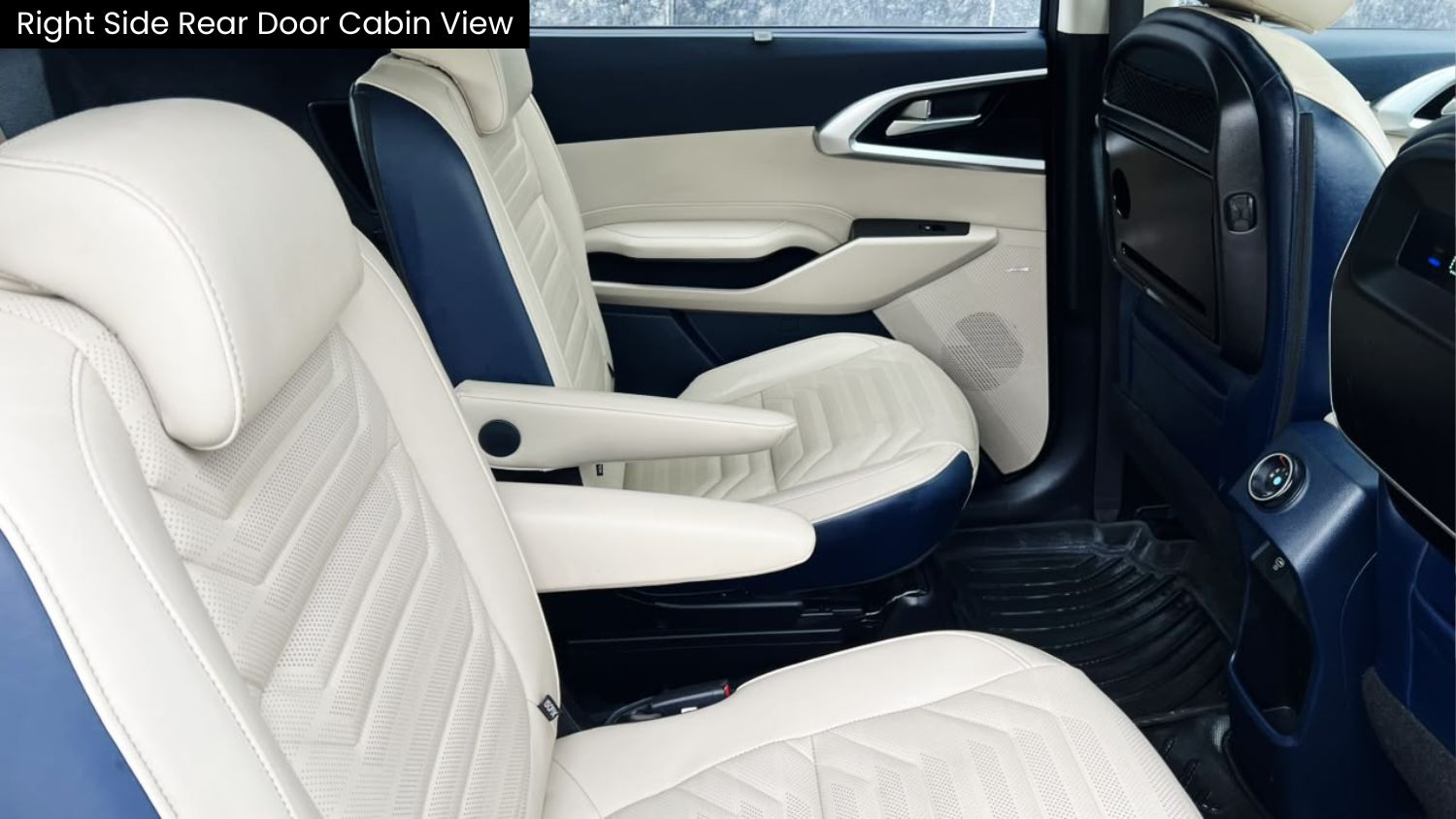KIA CARENS - LUXURY PLUS DCT - SUNROOF - AUTOMATIC - 2022
