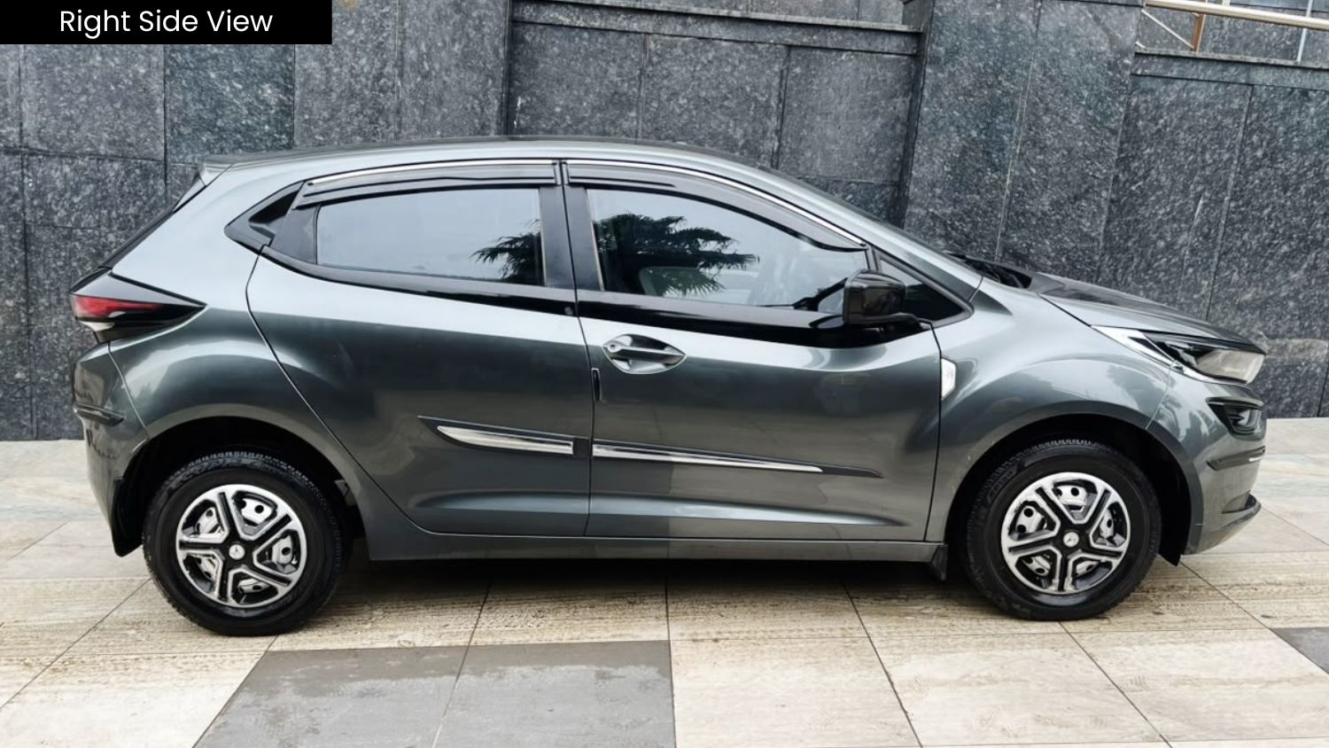 TATA ALTROZ -XE - 2023