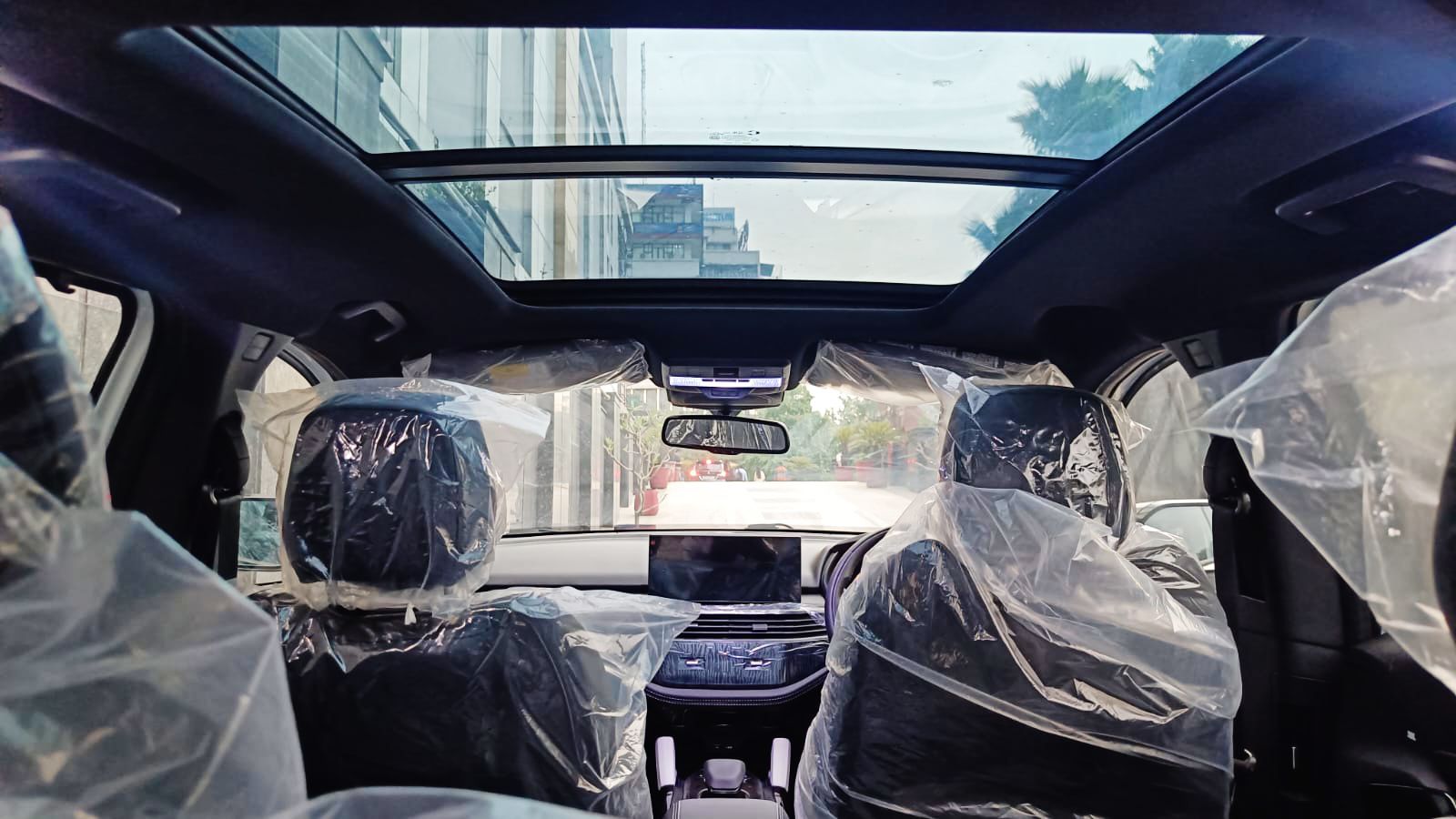 TATA HARRIER - FEARLESS X PLUS AT  - PANAROMIC SUNROOF - AUTOMATIC - UNREGISTERED