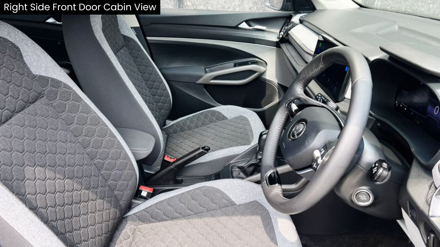 SKODA KYLAQ - SIGNATURE PLUS 1.0 TSI - AUTOMATIC - 2025