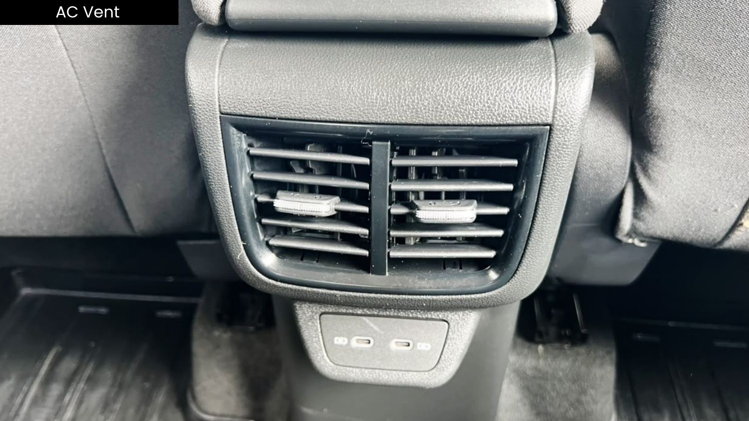 SKODA KYLAQ - SIGNATURE PLUS 1.0 TSI - AUTOMATIC - 2025